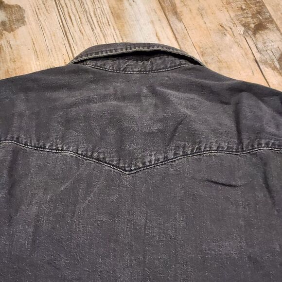 🔸️NWT Levi's Black Ultimate Snap Buttoned Western Long Sleeve Top Large - Picture 6 of 12